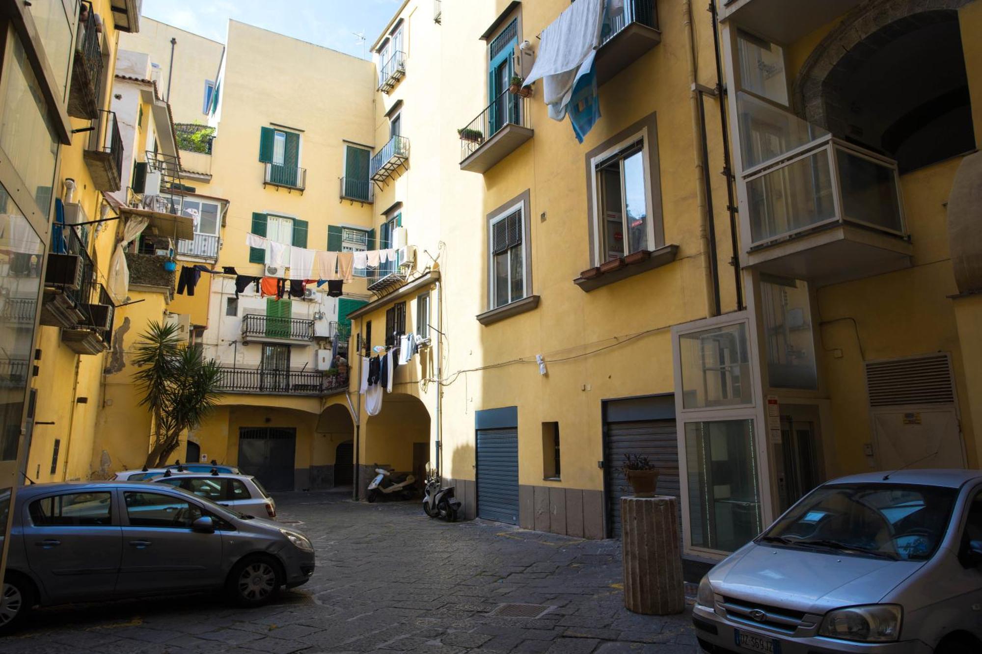 Palazzo 15 Napoli Bed & Breakfast Luaran gambar